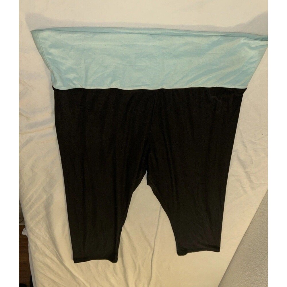 No Boundaries XXL (19) Pedal Pusher Leggings